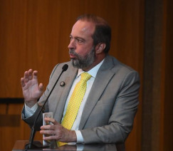 Ricardo Botelho - MME